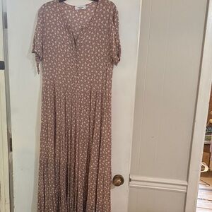 Carly Jean Los Angeles Brown Floral Maxi Dress